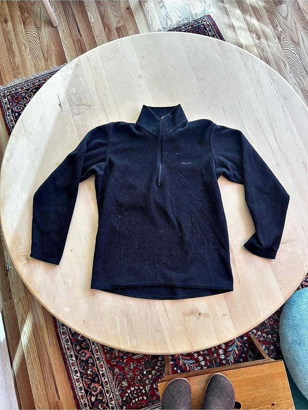 Patagonia Fleece Quarter-Zip in Black Small